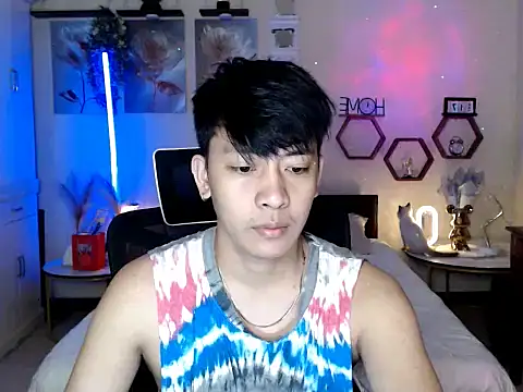 niel cumshow online show from February 18, 2026, 10:06 pm