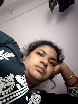 Deborbhavi222 online show from December 17, 2025, 3:45 am