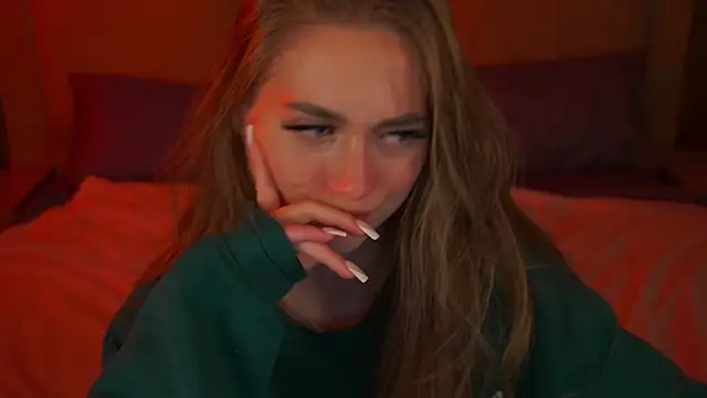 Snapshot of GoGoDream chatting on October 10, 2025, 6:07 pm GoGoDream online show from October 10, 2025, 6:07 pm