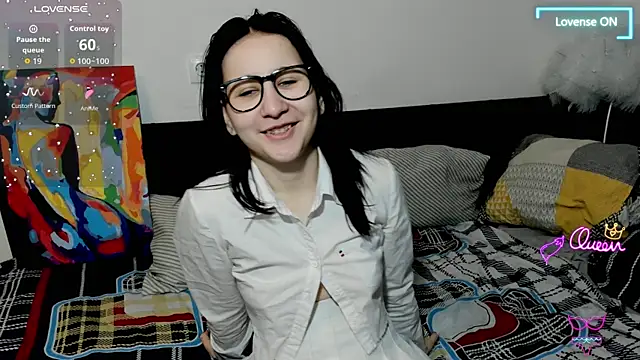 ChristinaFivePlus online show from January 18, 2026, 6:01 pm