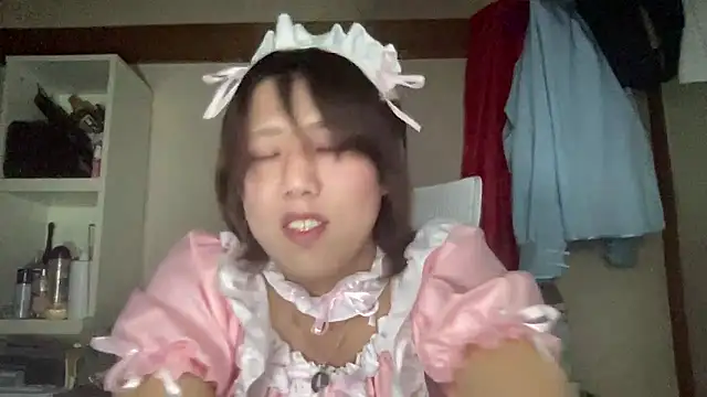 nuu1 221 online show from September 30, 2025, 7:19 pm