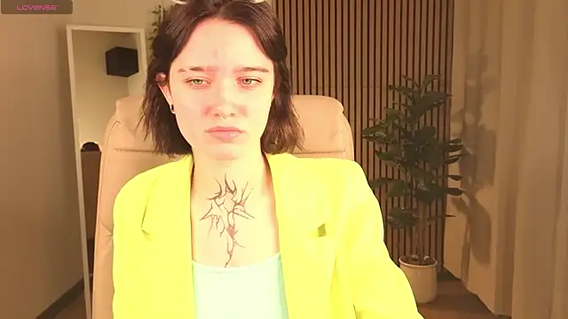 Elastikisss online show from October 10, 2025, 2:32 am