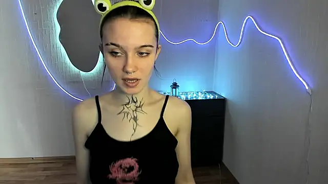 Elastikisss online show from February 24, 2026, 7:39 am