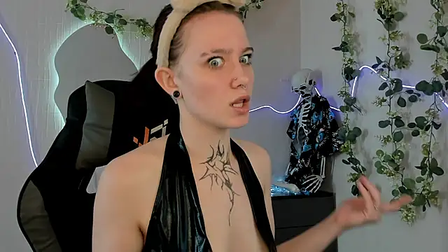 Elastikisss online show from May 4, 2026, 9:27 am