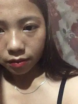 emmai-xinh03 online show from September 23, 2025, 2:58 am