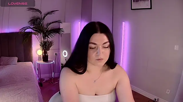 Snapshot of Alica_Wood chatting on September 21, 2025, 3:35 pm Alica Wood online show from September 21, 2025, 3:35 pm