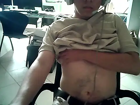 xxx-yz online show from September 28, 2025, 8:47 pm