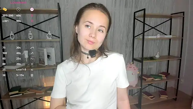 Snapshot of Crysta1Eva_ chatting on June 13, 2026, 7:34 pm Crysta1Eva online show from June 13, 2026, 7:34 pm