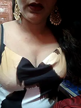 Snapshot of Sexy_Mahi69 chatting on September 22, 2025, 10:39 am Sexy Mahi69 online show from September 22, 2025, 10:39 am