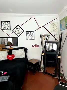 Snapshot of Violetta_afrodit chatting on October 7, 2025, 12:41 am Violetta afrodit online show from October 7, 2025, 12:41 am