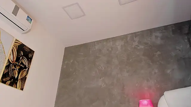 Snapshot of dylan_cross_ chatting on February 3, 2026, 11:37 am dylan cross online show from February 3, 2026, 11:37 am