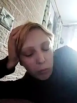 Snapshot of Ponka2011 chatting on September 25, 2025, 5:44 am Ponka2011 online show from September 25, 2025, 5:44 am