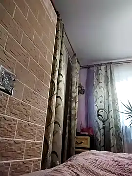 Snapshot of Ponka2011 chatting on October 12, 2025, 5:06 am Ponka2011 online show from October 12, 2025, 5:06 am