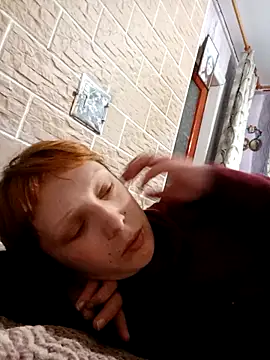 Snapshot of Ponka2011 chatting on May 21, 2026, 4:52 am Ponka2011 online show from May 21, 2026, 4:52 am