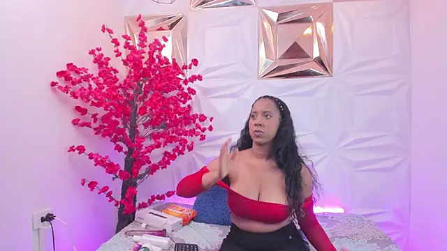 Snapshot of Taira_Bms chatting on October 27, 2025, 3:54 am Taira Bms online show from October 27, 2025, 3:54 am