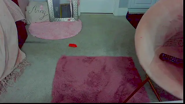 Snapshot of LunaMilav chatting on September 29, 2025, 1:55 am LunaMilav online show from September 29, 2025, 1:55 am