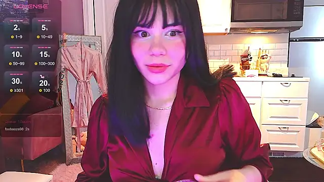 Snapshot of LunaMilav chatting on November 4, 2025, 1:48 am LunaMilav online show from November 4, 2025, 1:48 am