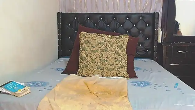 Snapshot of AnySugar chatting on February 21, 2025, 10:37 pm AnySugar online show from February 21, 2025, 10:37 pm