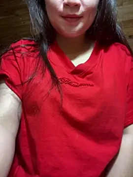 violet-00 online show from May 8, 2026, 3:45 am
