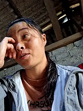 Snapshot of xuxulovezz chatting on October 4, 2025, 3:04 am xuxulovezz online show from October 4, 2025, 3:04 am