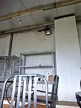 Snapshot of xuxulovezz chatting on October 17, 2025, 4:48 am xuxulovezz online show from October 17, 2025, 4:48 am