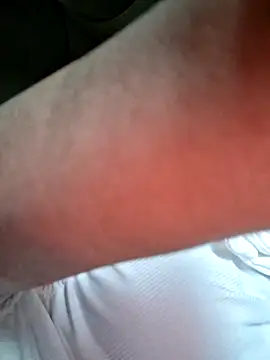 Snapshot of xuxulovezz chatting on March 3, 2026, 12:06 am xuxulovezz online show from March 3, 2026, 12:06 am