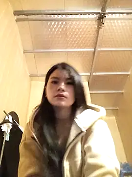 Snapshot of Suny_babyy chatting on October 17, 2025, 2:59 am Suny babyy online show from October 17, 2025, 2:59 am