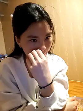 Snapshot of Suny_babyy chatting on March 5, 2026, 5:36 am Suny babyy online show from March 5, 2026, 5:36 am