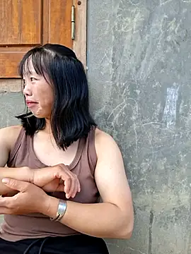 Snapshot of helenzz chatting on September 24, 2025, 1:42 am helenzz online show from September 24, 2025, 1:42 am