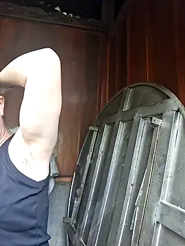 Snapshot of helenzz chatting on October 8, 2025, 5:16 am helenzz online show from October 8, 2025, 5:16 am