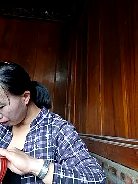 Snapshot of helenzz chatting on October 21, 2025, 12:55 am helenzz online show from October 21, 2025, 12:55 am