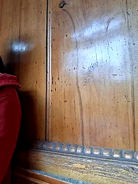 Snapshot of helenzz chatting on October 31, 2025, 12:33 am helenzz online show from October 31, 2025, 12:33 am