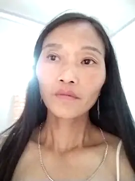 Snapshot of abigail-00 chatting on October 6, 2025, 1:47 am abigail-00 online show from October 6, 2025, 1:47 am