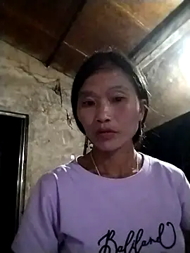 Snapshot of abigail-00 chatting on October 28, 2025, 11:14 am abigail-00 online show from October 28, 2025, 11:14 am