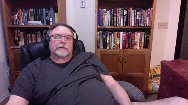 Snapshot of Vinyl22@xh chatting on March 14, 2026, 12:39 am Vinyl22xh online show from March 14, 2026, 12:39 am