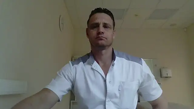 Snapshot of Freeze_Fire chatting on October 10, 2025, 5:17 am Freeze Fire online show from October 10, 2025, 5:17 am