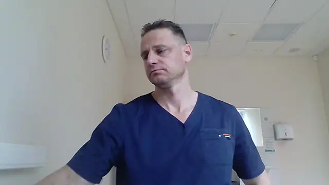 Snapshot of Freeze_Fire chatting on October 14, 2025, 5:41 am Freeze Fire online show from October 14, 2025, 5:41 am