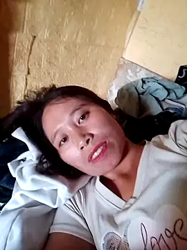 ruby-00 online show from September 25, 2025, 4:49 am