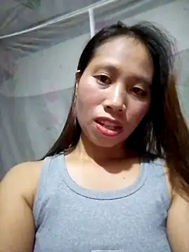 ruby-00 online show from October 13, 2025, 10:43 pm