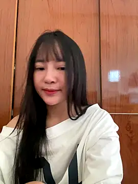 Snapshot of Be_xinh chatting on September 23, 2025, 2:47 am Be xinh online show from September 23, 2025, 2:47 am