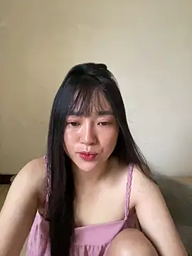 Snapshot of Be_xinh chatting on September 25, 2025, 1:59 pm Be xinh online show from September 25, 2025, 1:59 pm