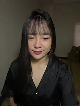 Snapshot of Be_xinh chatting on October 23, 2025, 3:44 pm Be xinh online show from October 23, 2025, 3:44 pm