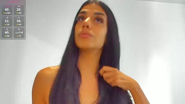 Snapshot of AylinHazellx chatting on October 4, 2025, 9:29 am AylinHazellx online show from October 4, 2025, 9:29 am