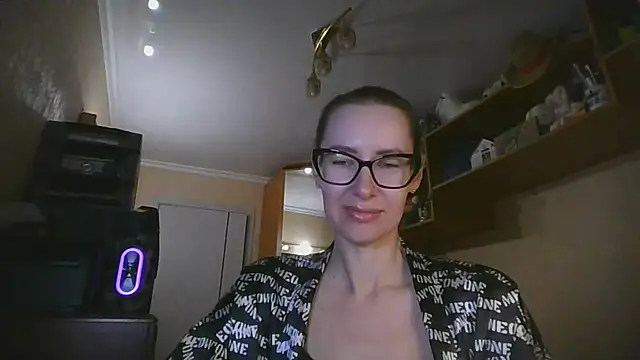 Norivann online show from April 3, 2026, 8:18 pm