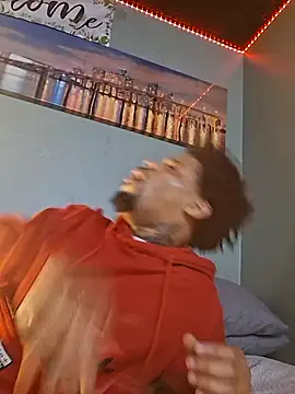 Snapshot of Painstickwes chatting on February 22, 2026, 11:03 pm Painstickwes online show from February 22, 2026, 11:03 pm