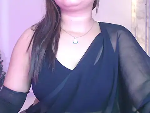 Snapshot of Black_Majik_Women chatting on October 27, 2025, 5:17 pm Black Majik Women online show from October 27, 2025, 5:17 pm