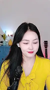 L--emon online show from September 25, 2025, 11:25 am
