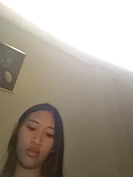 Bunny72772 online show from October 18, 2025, 9:04 pm