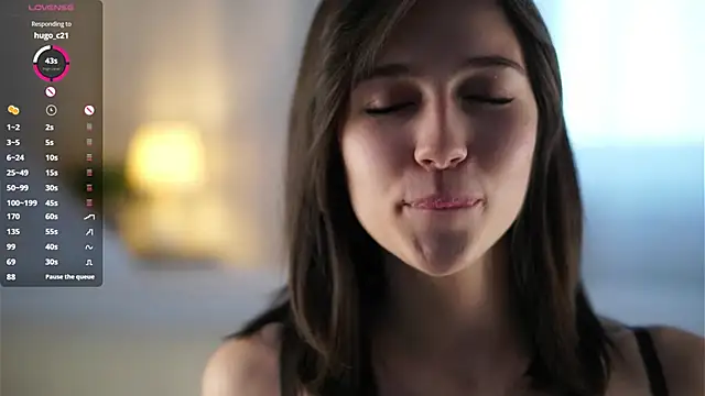 Snapshot of LettySlovacek chatting on October 19, 2025, 2:12 am LettySlovacek online show from October 19, 2025, 2:12 am