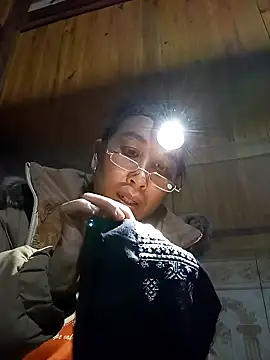 vtmbae online show from March 8, 2026, 2:48 am